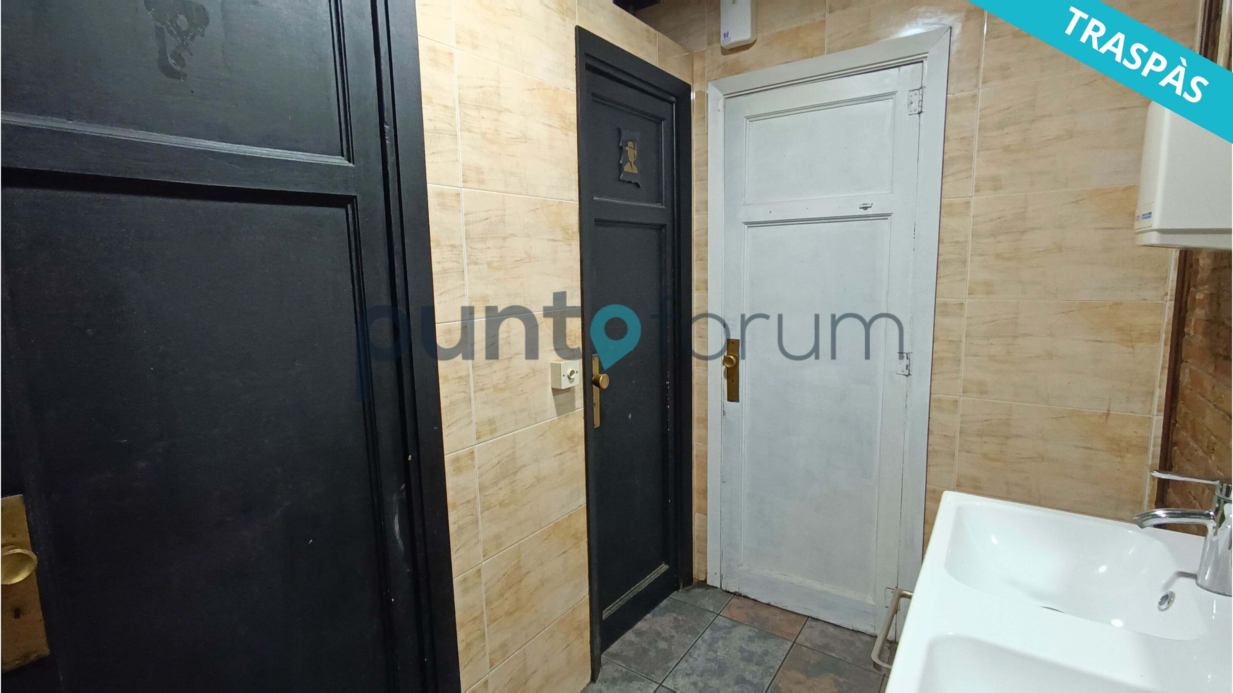 Panadería con licencia de degustación en una de las zonas más transitadas de Barcelona